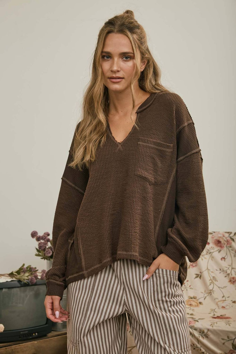 Split Neck Raw Edge Long Sleeve Ribbed Knit Top, Size: S