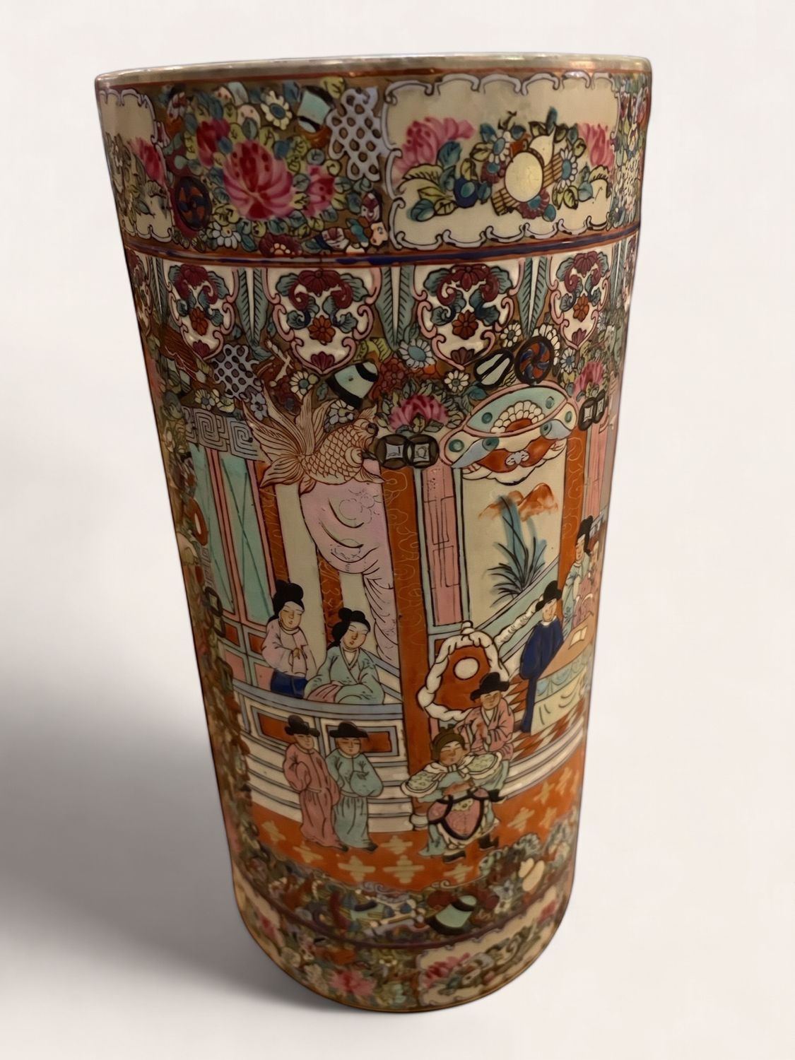 Large Antique Japanese Satsuma Porcelain Umbrella Stand – Hand-Painted Figural &amp; Floral Floor Vase