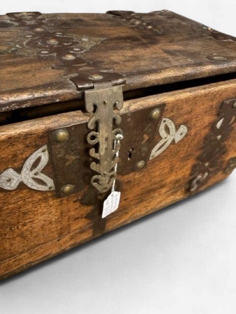 Antique Ornate Decorative Wood Box with Mixed Metal Accents – Brass, Copper &amp; Iron Hardware with Latch