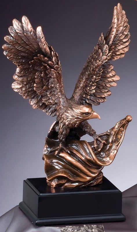 Bronze Eagle with Bronze Flag Bronze Eagle with Bronze Flag
