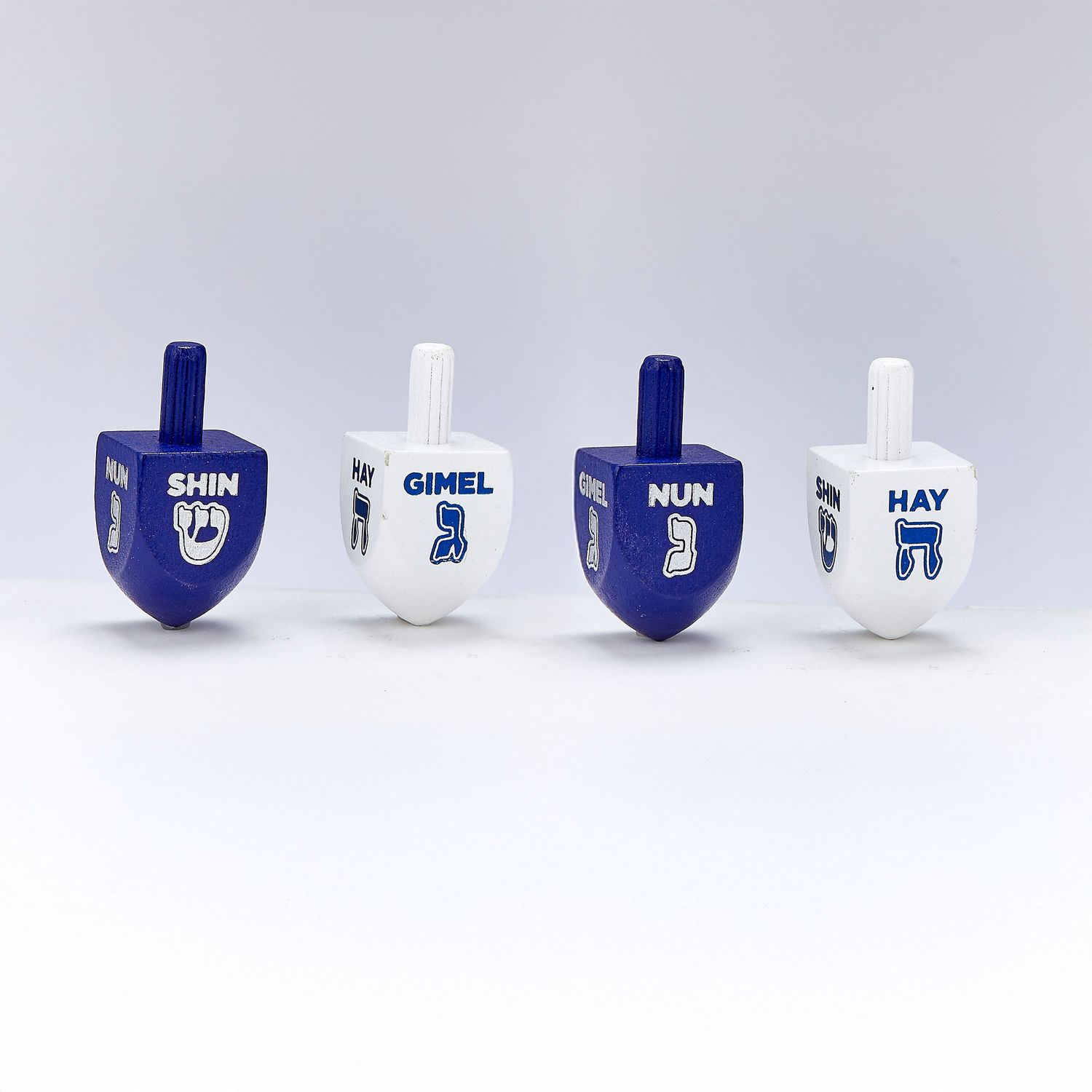 DREIDELS,WOOD,SMALL, BLUE&amp;WHITE W/HOTSTAMPING,1.5"H,100/COLORBOX