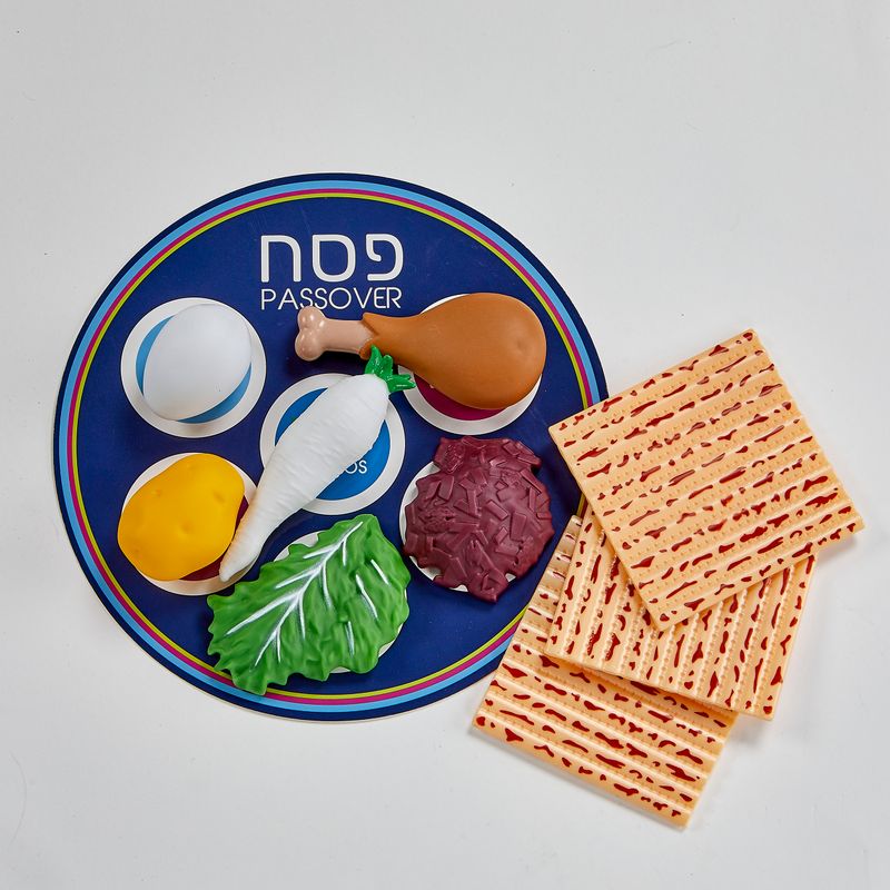 PASSOVER SEDER PLAY SET, VINYL, 10 PCS, 11" x 9.75", COLORBOX
