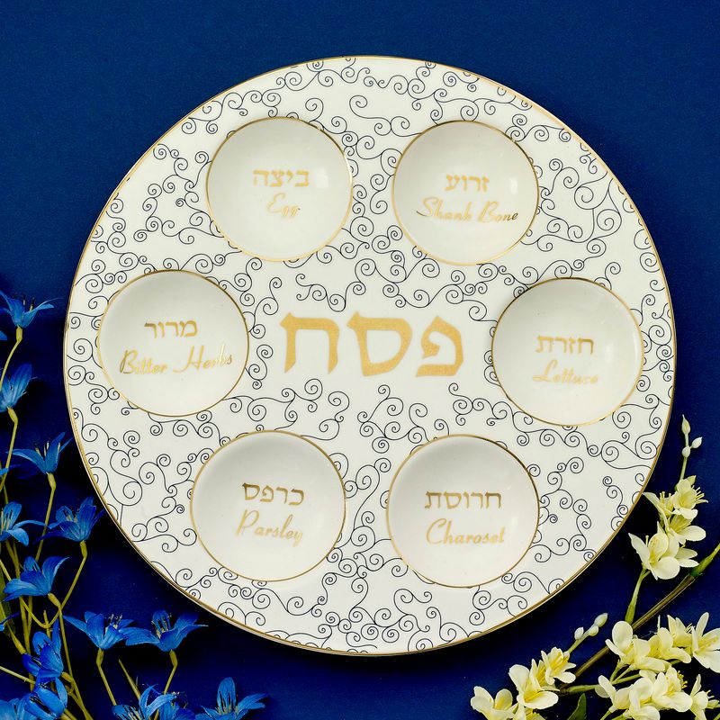 SEDER PLATE,WHITE W/BLUE CURLICUES,GOLD ACCENTS,CERAMIC,12",CLRBX