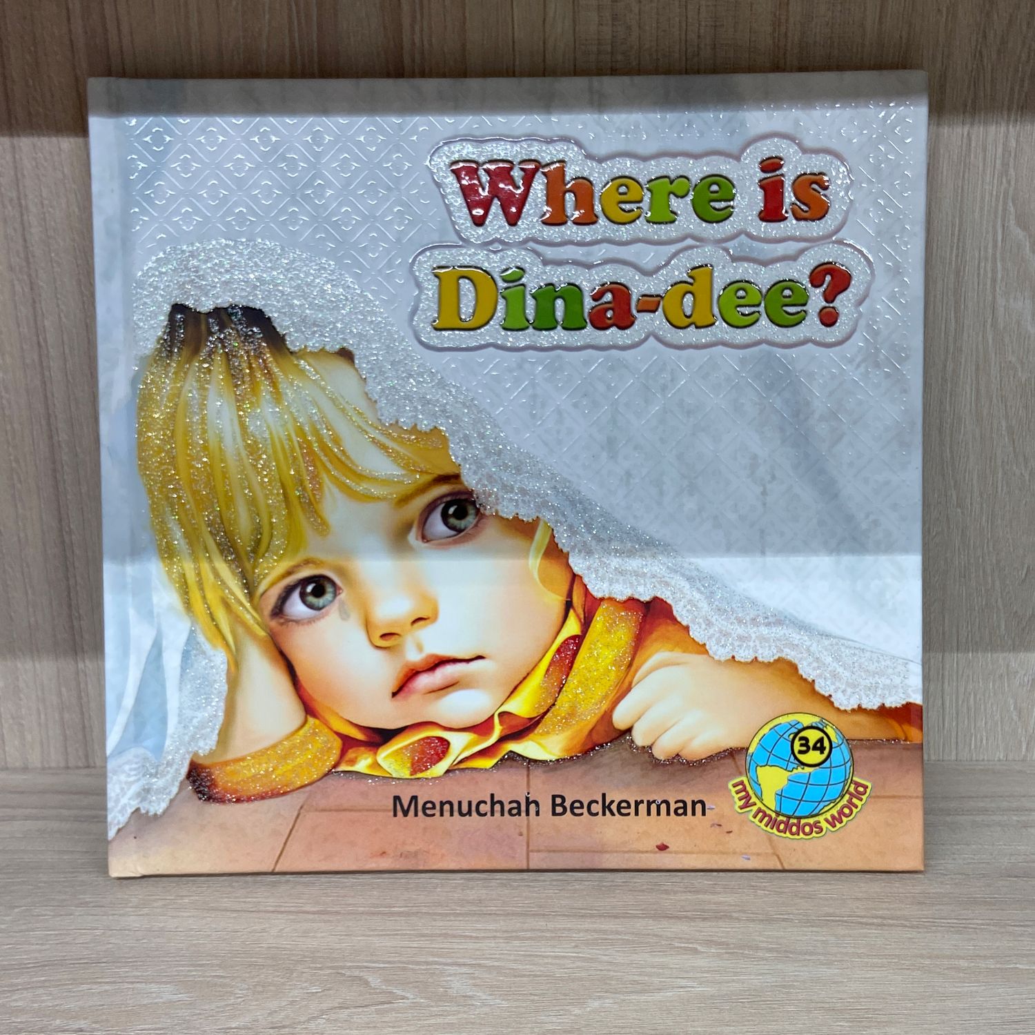 Where is Dina Dee