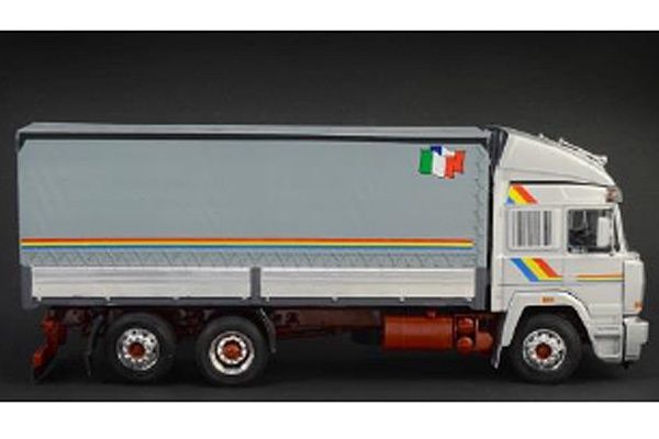Cars, Bikes and Trucks Italeri 1/24 Iveco Turbostar 190.42 Canvas Truck