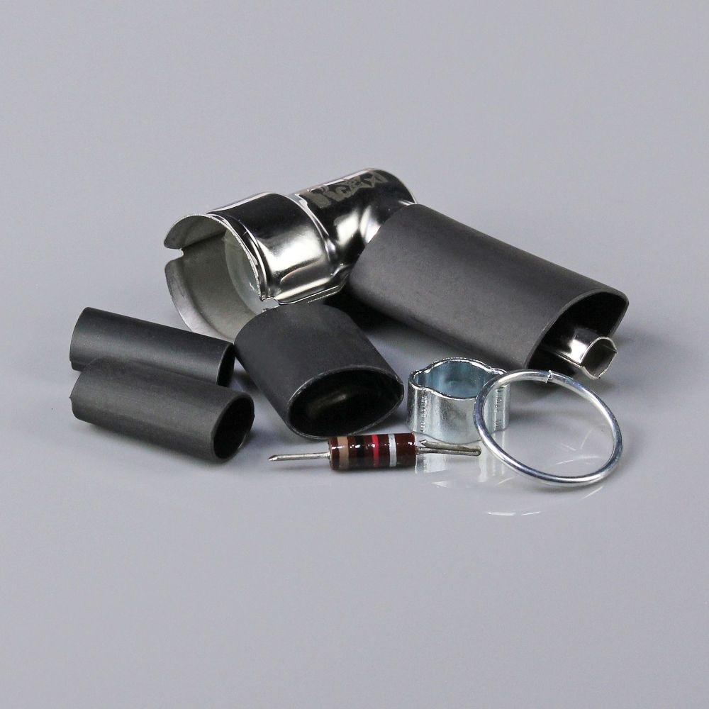 Spark Plug Cap 90 Degree (for CM6 spark plug)