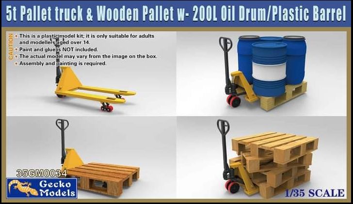 Military Gecko Models 1/35 Pallet Truck with Wooden Pallets and 200 Ltr Oil Drums