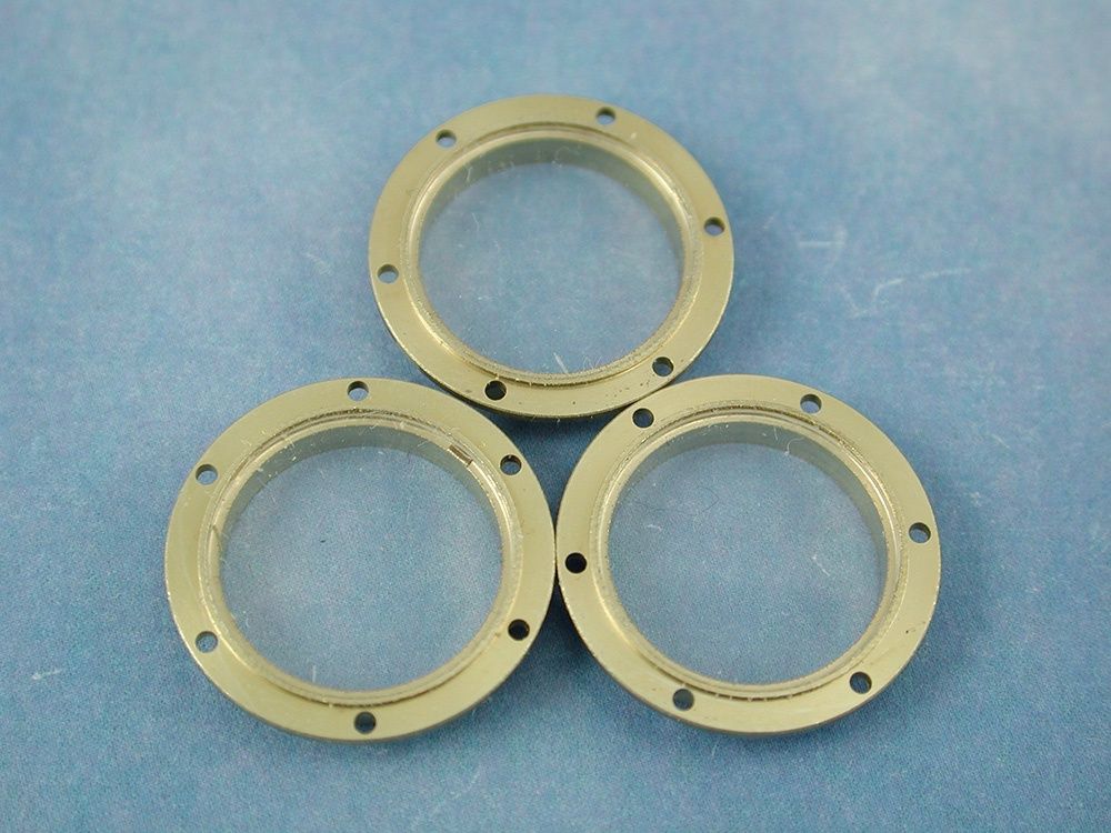 Porthole, 18mm, With 6 Hole Flange, Glazed (Pack of 10)