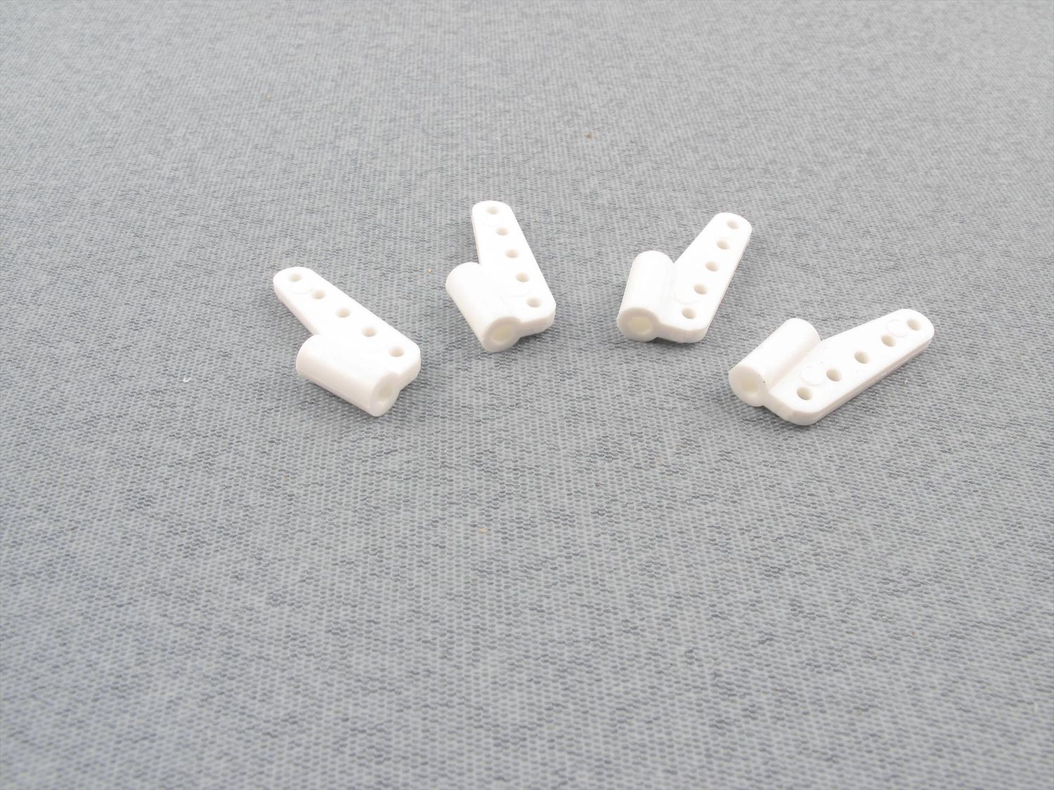Aileron Horn 12G 5 hole (pk4)