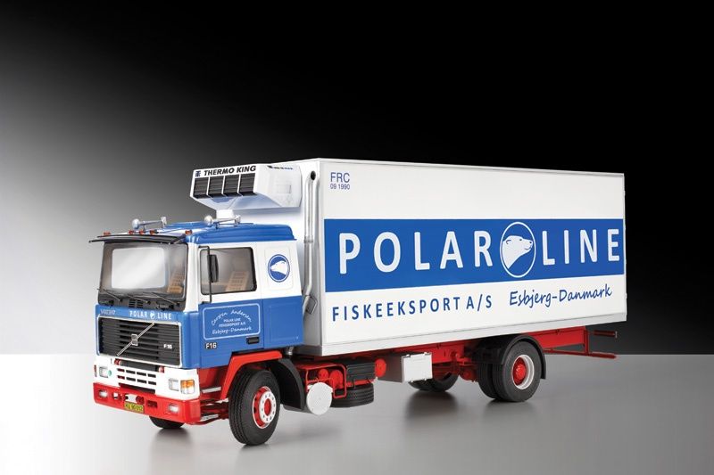Cars, Bikes and Trucks Italeri 1/24 Volvo F16 Reefer Truck