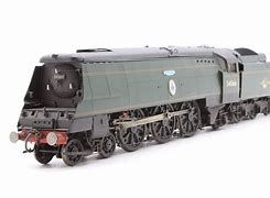 BofB 34066 Spitfire BR Green Late Crest