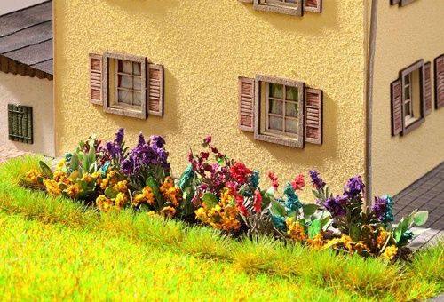 Noch 00 Garden Flowers