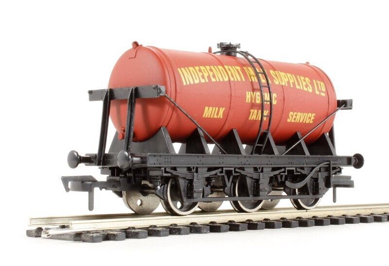 6 Wheel Milk Tanker Independant Milk
