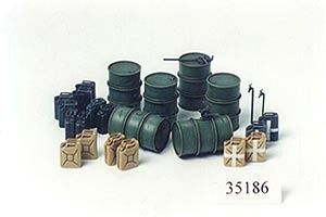 Military Tamiya 1/35 Oil Drums and Jerry Cans