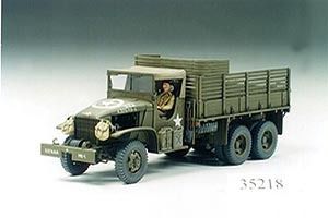 Military Tamiya 1/35 US 2 1/2 Ton 6x6 Cargo Truck