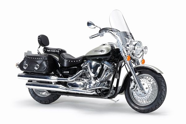 Cars, Bikes and Trucks Tamiya 1/12 Yamaha XV1600 RoadStar Custom