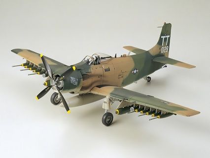 Aircraft Tamiya 1/48 Douglas A-1J Skyradier US Air Force