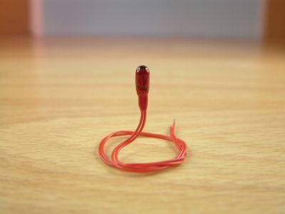 GOW 12v Red Bulbs (10)