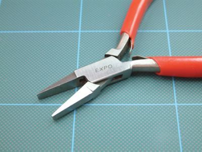 Flat Nose Box Joint Pliers