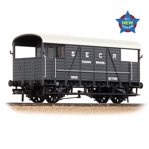 SE&amp;CR 25T 'Dance Hall' Brake Van SE&amp;CR Grey