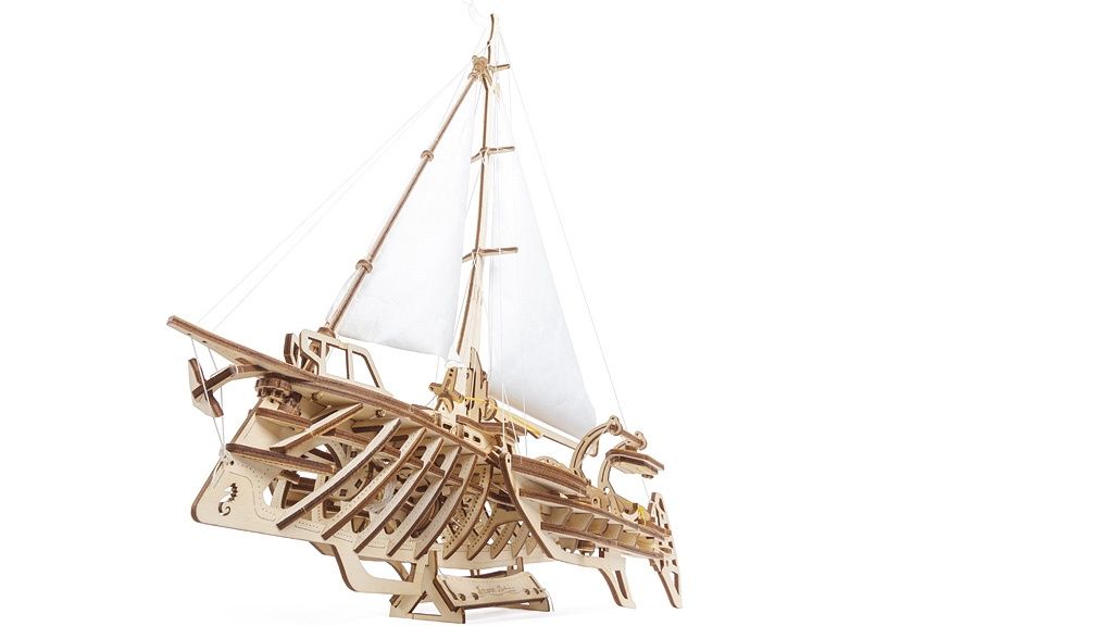 Trimaran Merihobus