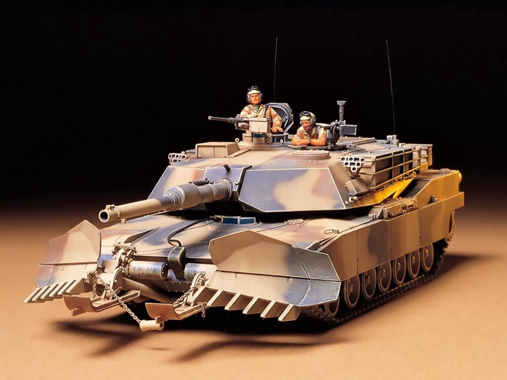Military Tamiya 1/35 US M1A1 Abrams with Mine Plow