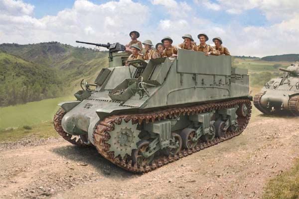 Military Italeri 1/35 Kangaroo Armoured Personnel Carrier