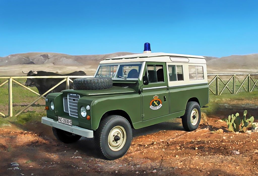 Cars, Bikes and Trucks Italeri 1/35 Land Rover 109