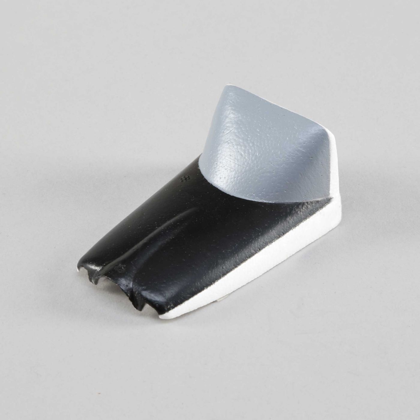 Battery hatch: UMX Timber