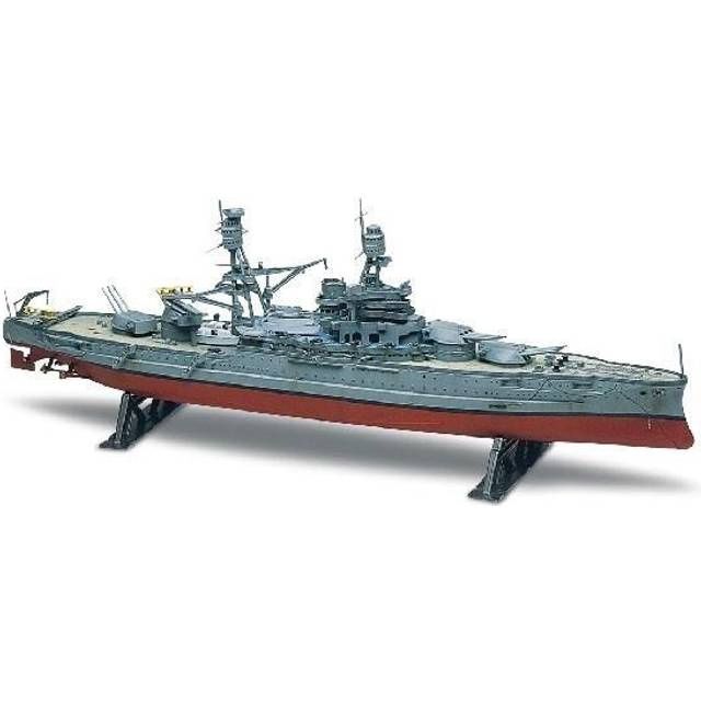 Ship Revell 1/426 USS Arizona Battleship