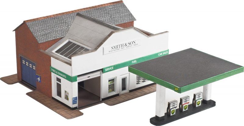 Service Station (N)