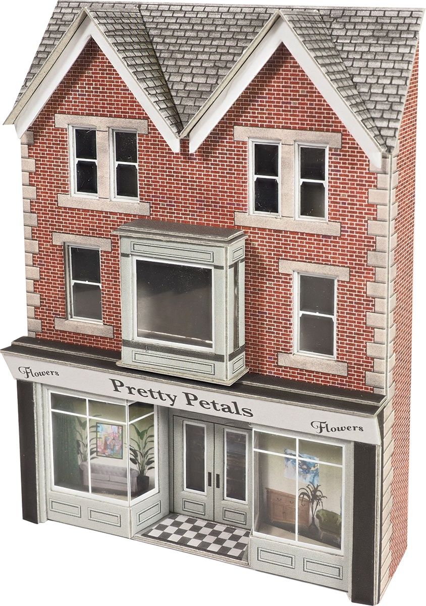 Low Relief Shop Front "No.7 High Street" (OO)