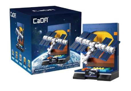 International Space Station (188 Bricks)