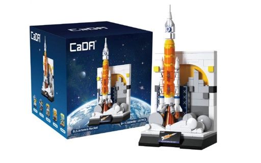 SLS Artemis Rocket (197 Bricks)