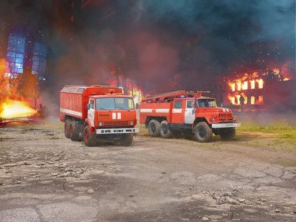 Cars, Bikes and Trucks ICM 1/35 Fire Trucks of Ukraine, AC-40-137A &amp; AR-2 (Set of 2)