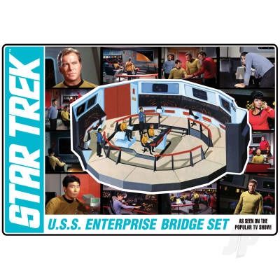 Space, Sci-Fi and TV AMT 1/32 Star Trek U.S.S. Enterprise Bridge