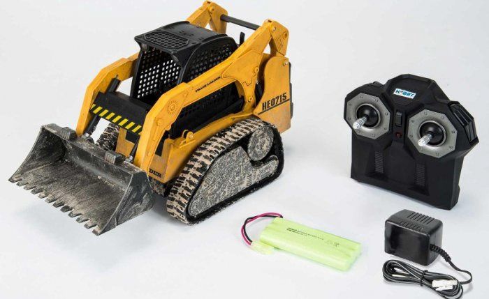 HOBBY ENGINE TRACK LOADER