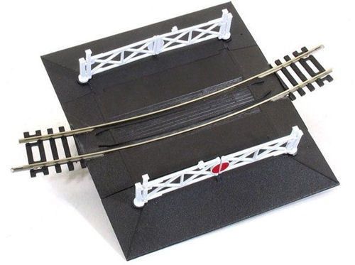Radius 2 Level Crossing (OO)