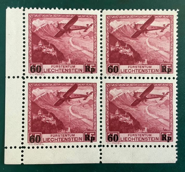 1935 : Flight over Landscape in bloc of 4 centered - Michel 148 - MNH - Value 800 euro