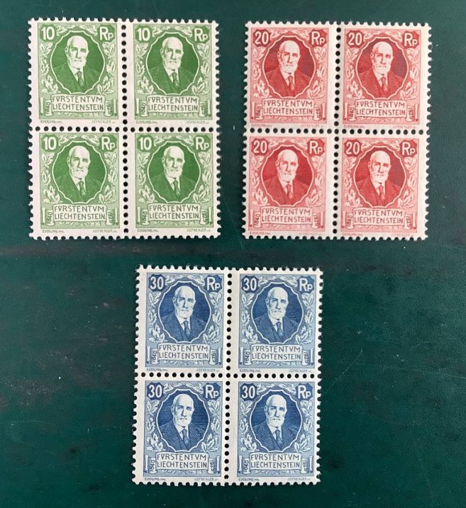 1925 : Franz I in bloc of 4 - Michel 72/74 - MNH - Value 1.050 euro