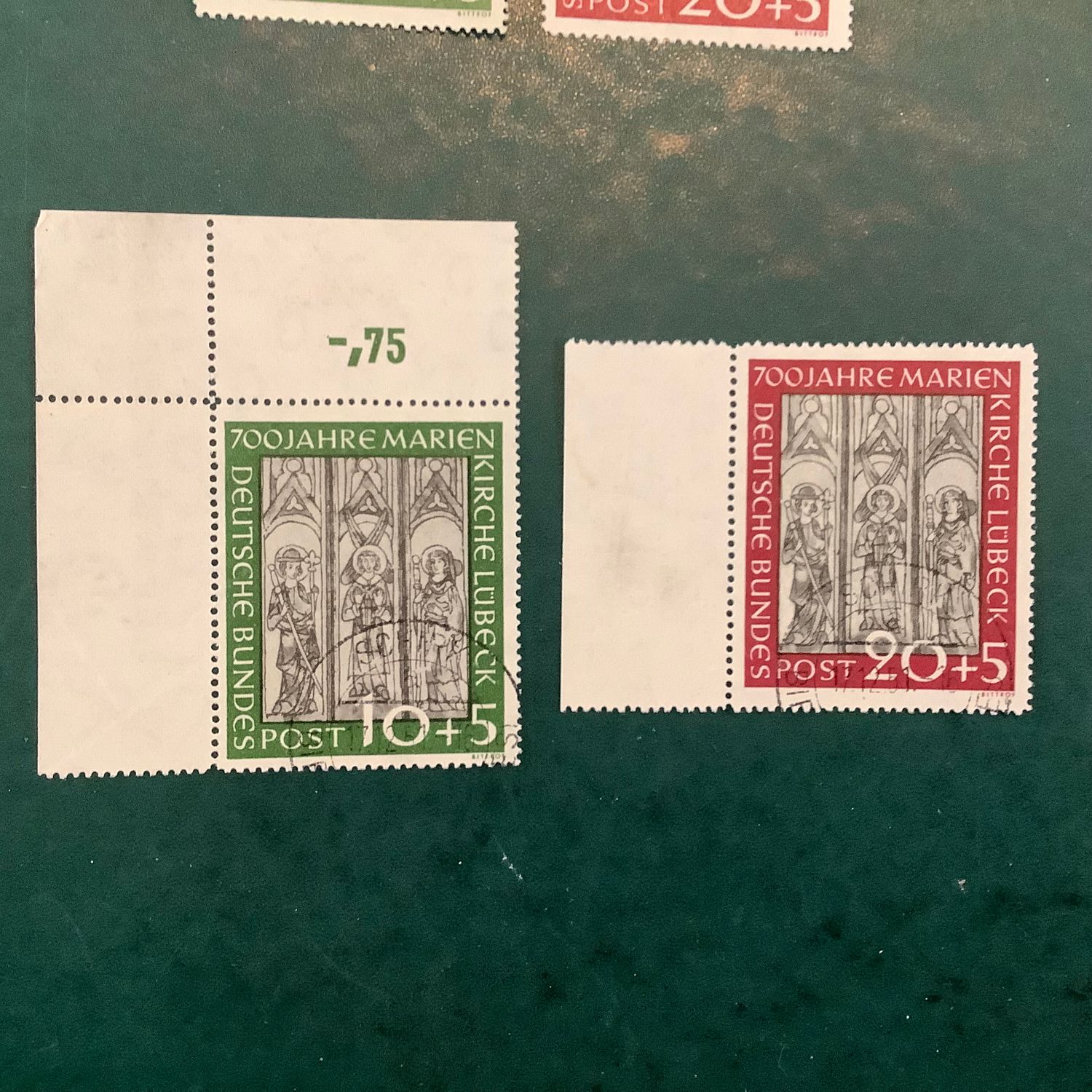 1951 : Marien Church - Michel 139/140 - Value 170 euro