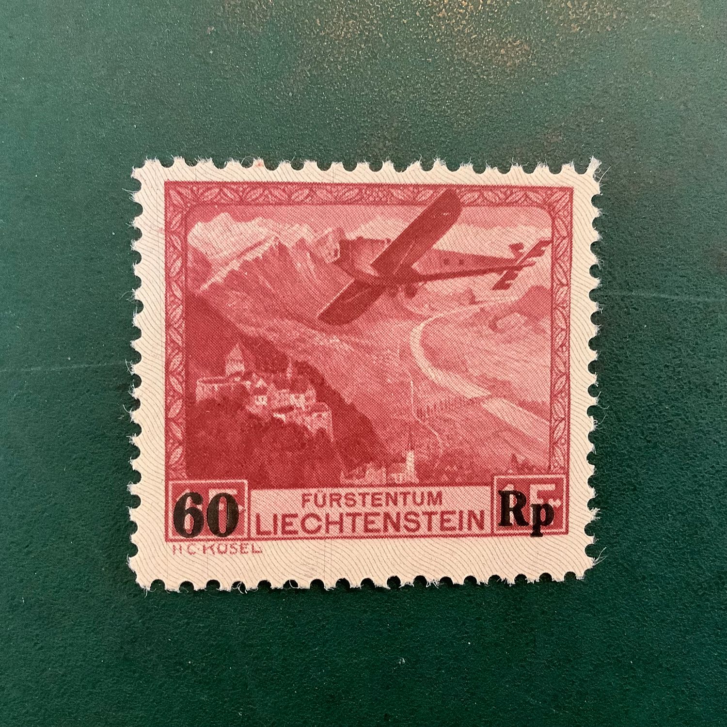 1930 : Flight over landscapes - Michel 148 - MNH - Value 190