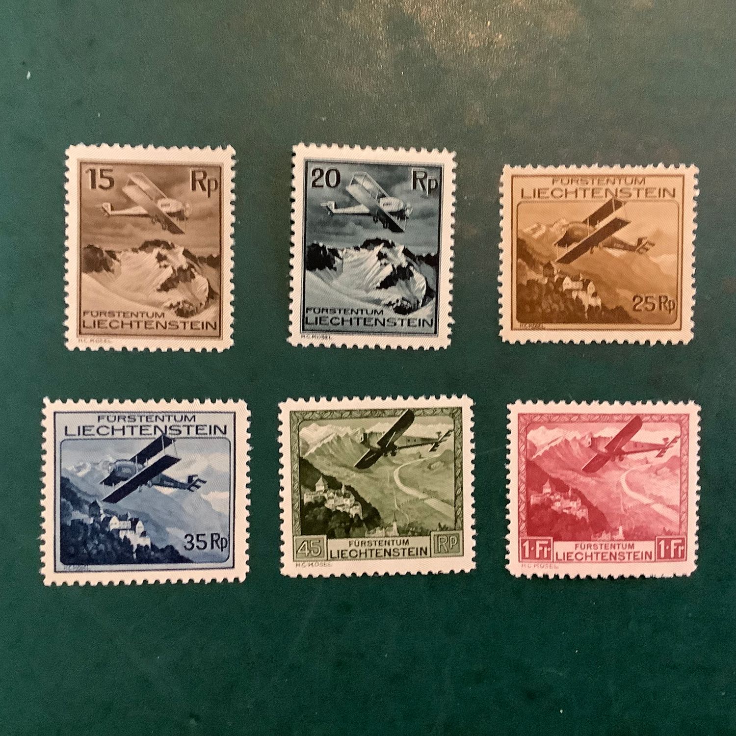 1930 : Flight over landscapes - Michel 108/113 - MNH - Value : 640