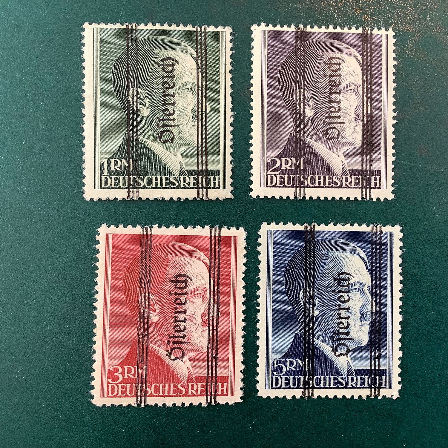 1945 : Marken set with Gitter overprint type II - Michel 693/696 II - MNH - Value : 500