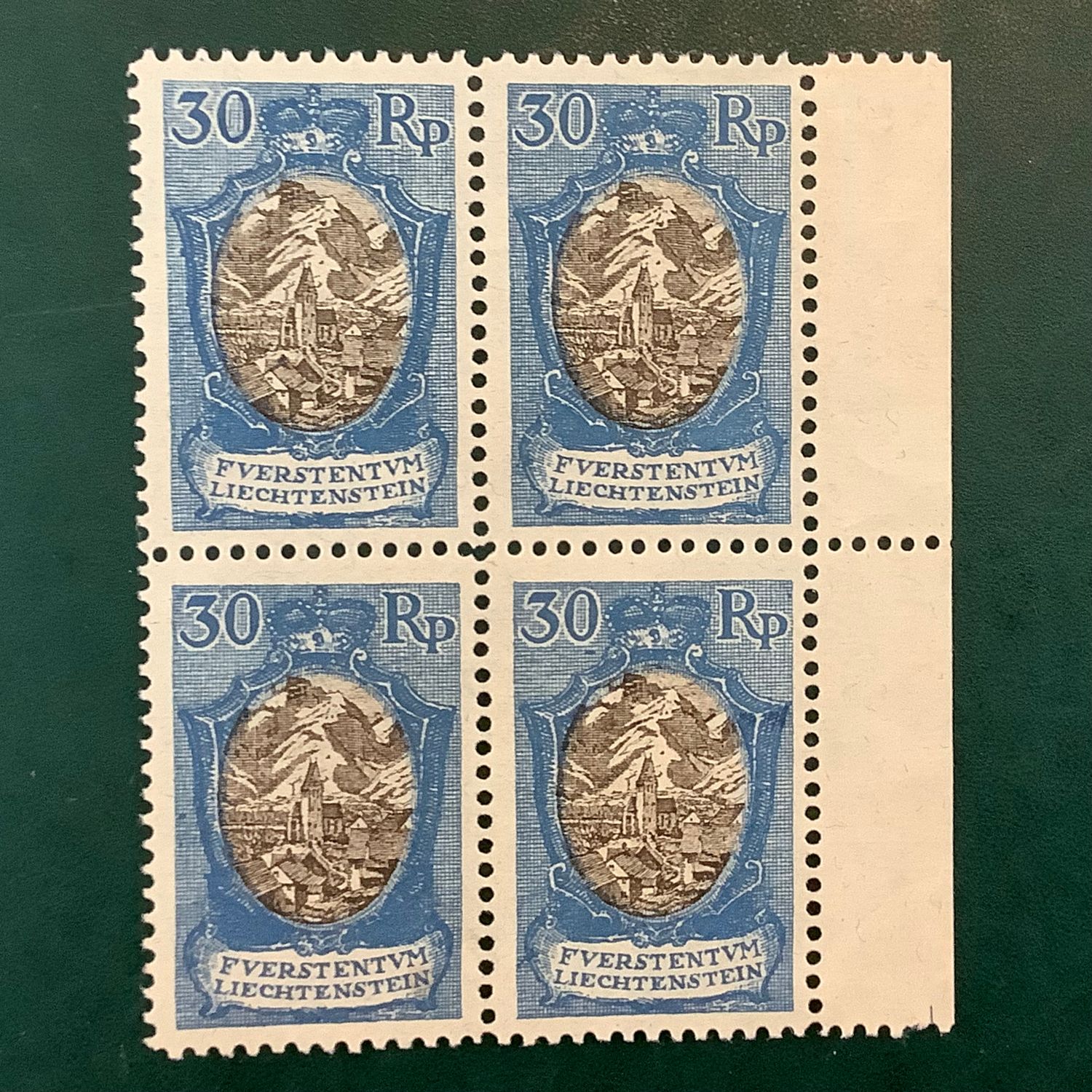 1925 : 30 Rp Castle Vaduz in bloc of 4 - Michel 68 - MNH - Value : 280