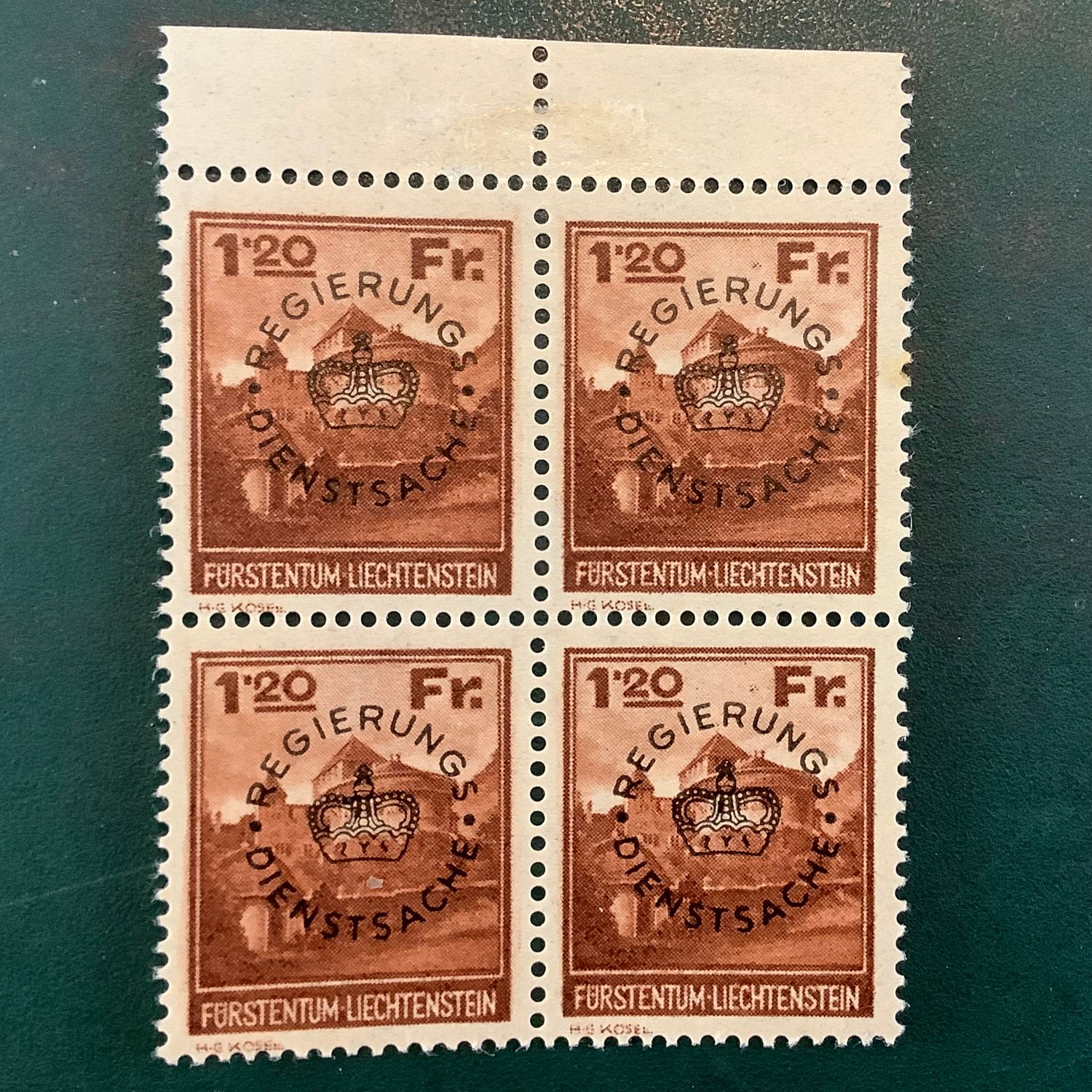 1933 : 1,20 Fr Service stamp in bloc of 4 - Michel 10 - MNH - Value : 1.050