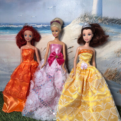 3 11” Princess Barbie Dolls Free

