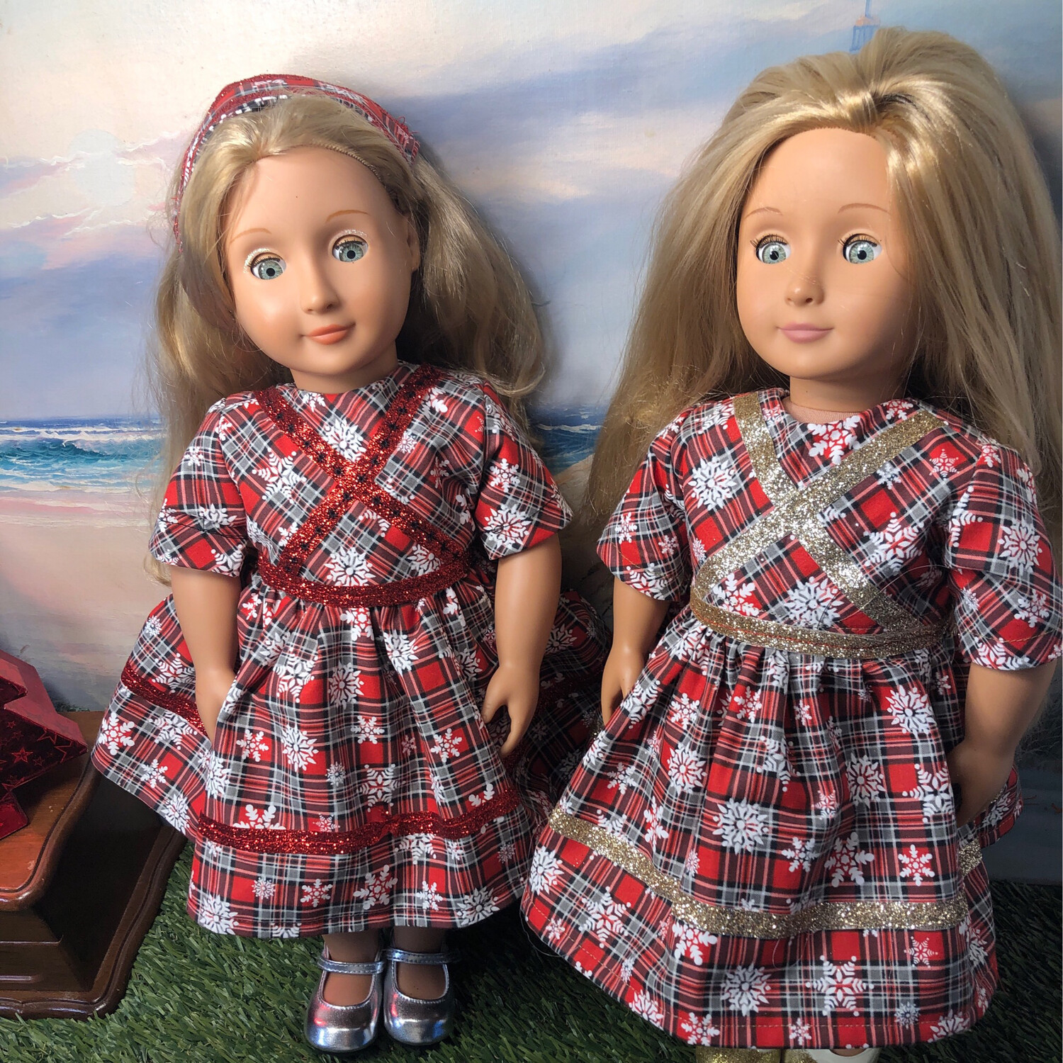 Twin Our Generation Christmas Dolls Blonde