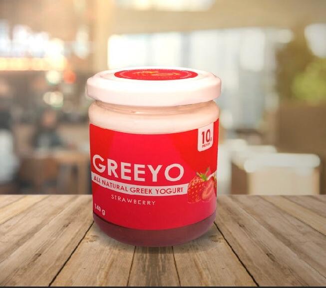 Strawberry greek yogurt (140g) زبادي يوناني بالفراولة Strawberry greek yogurt (140g) زبادي يوناني بالفراولة