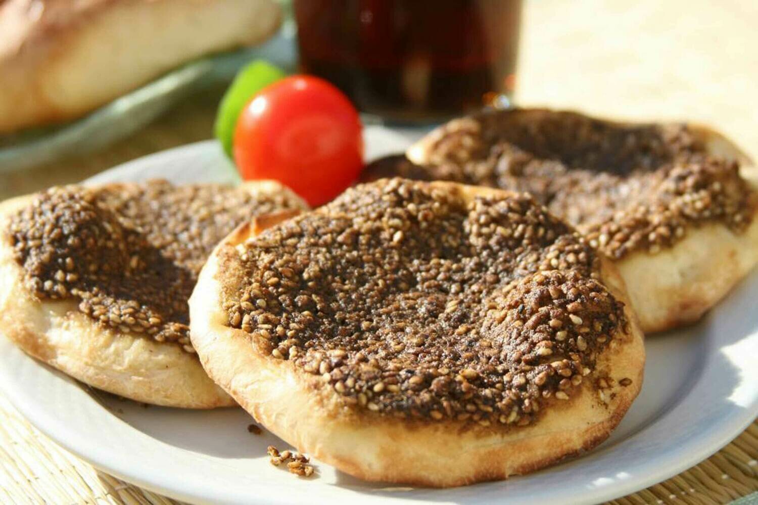 Mini zaatar manaqeesh (12) ميني مناقيش زعتر Mini zaatar manaqeesh (12) ميني مناقيش زعتر